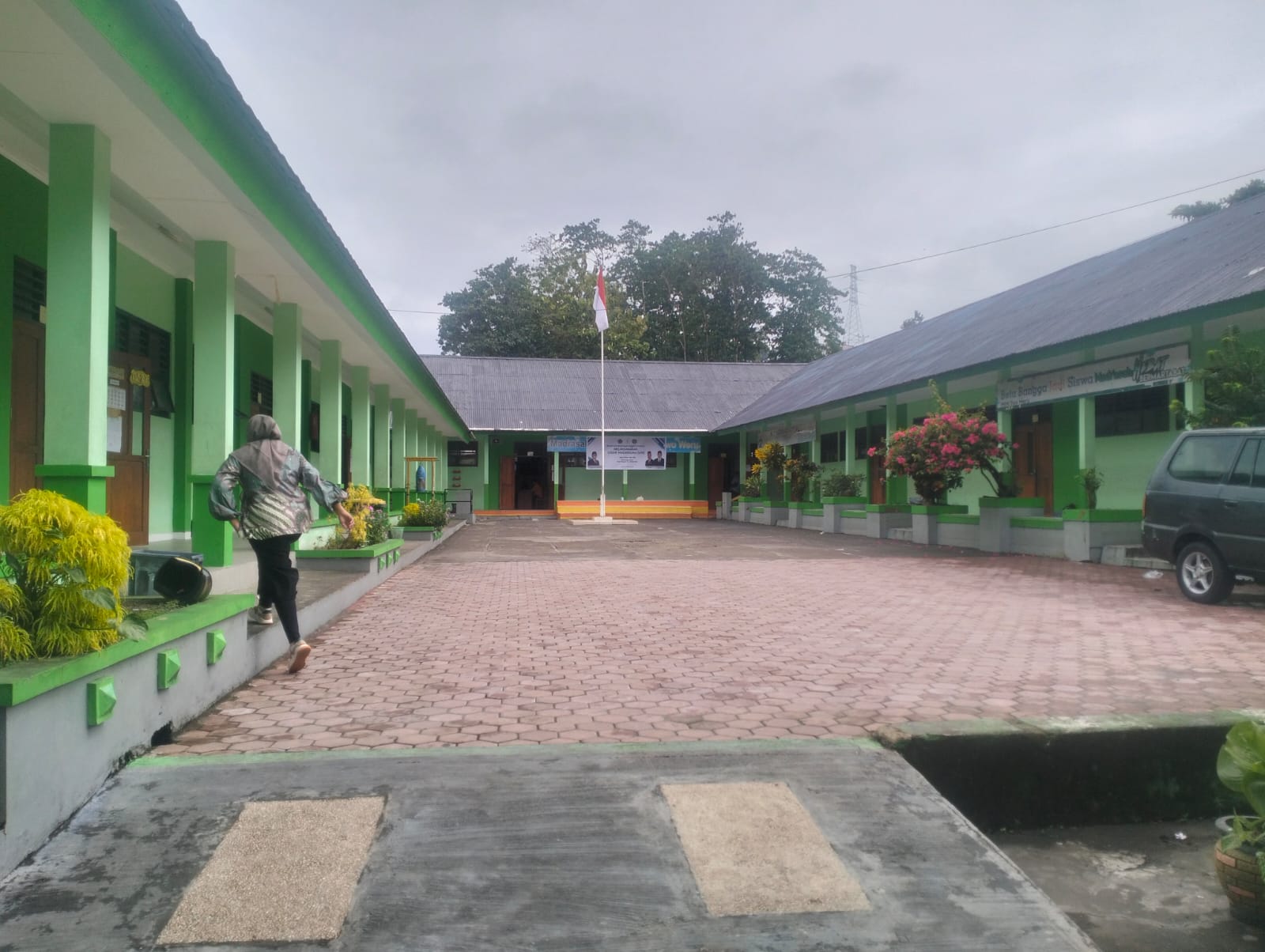 MIN 2 Ambon